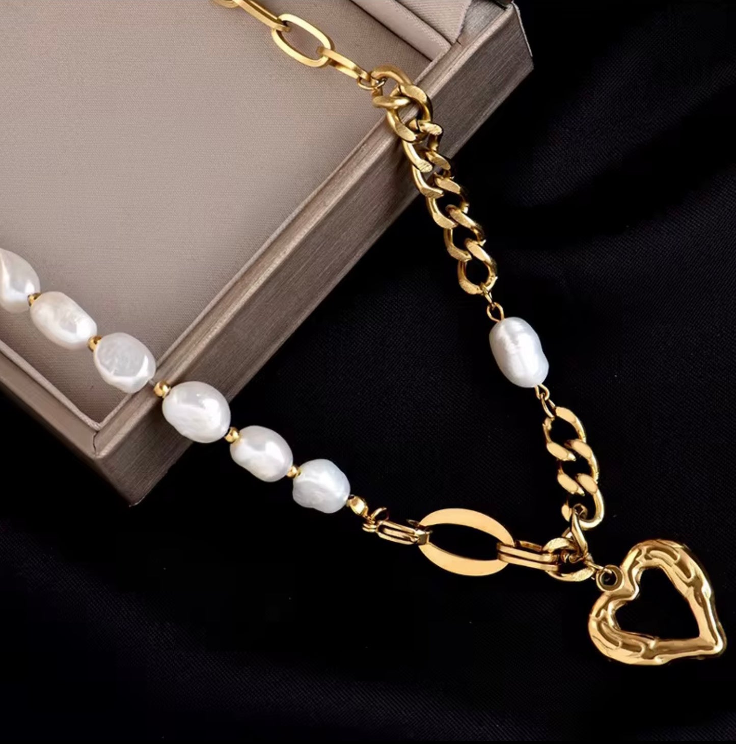 New Non Tarnish Stainless Steel 18k Gold Plated Pearl Heart Pendant Jewelry Necklace